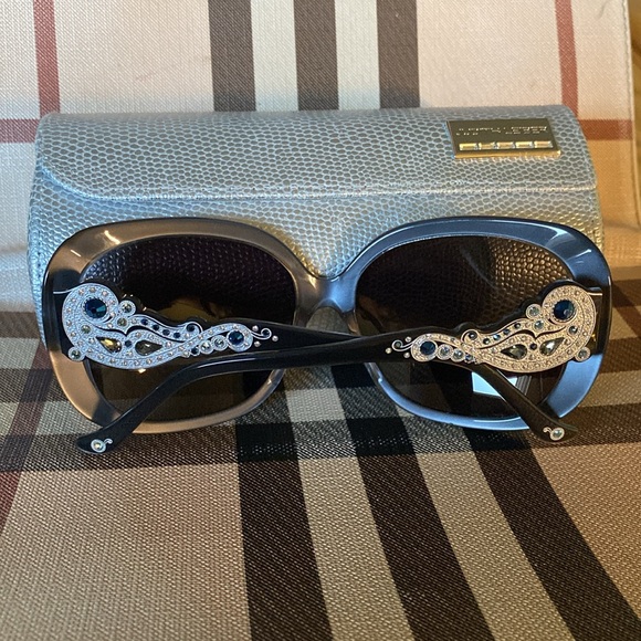 Judith Lieber Handmade In Italy Stunning Sparkling Crystals Oversized Sunglasses - Picture 12 of 16